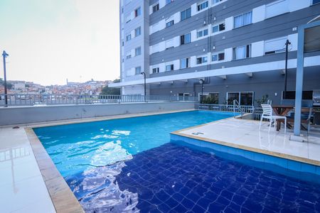 Apartamento para alugar com 36m², 2 quartos e sem vaga Apartamento para alugar com 36m², 2 quartos e sem vagaÁrea comum - Piscina com churrasqueira