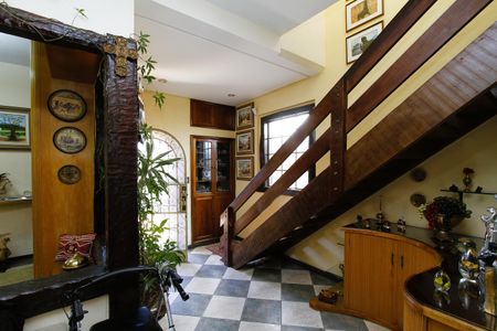 Casa à venda com 340m², 4 quartos e 2 vagasSala