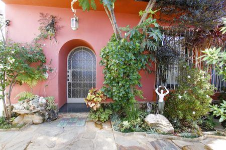 Casa à venda com 340m², 4 quartos e 2 vagasÁrea gourmet