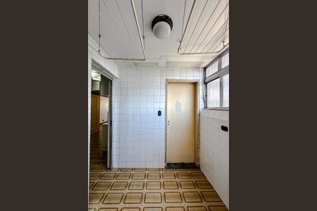 Apartamento à venda com 80m², 3 quartos e 1 vagaÁrea de Serviço