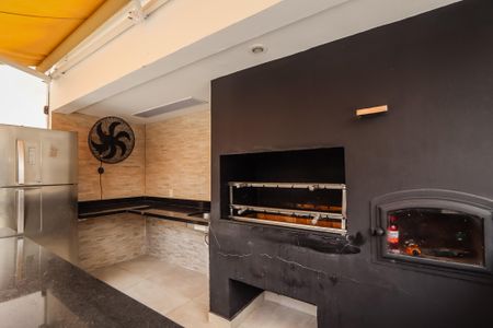 Apartamento à venda com 63m², 2 quartos e 1 vaga Apartamento à venda com 63m², 2 quartos e 1 vagaÁrea comum - Churrasqueira