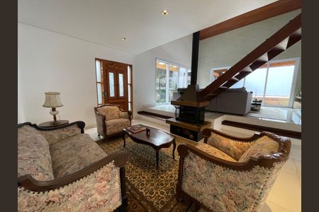 Casa à venda com 449m², 3 quartos e 4 vagas Casa à venda com 449m², 3 quartos e 4 vagasSala