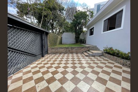 Casa à venda com 449m², 3 quartos e 4 vagas Casa à venda com 449m², 3 quartos e 4 vagasGaragem