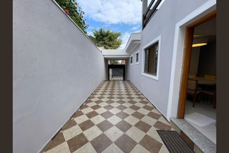 Casa à venda com 449m², 3 quartos e 4 vagas Casa à venda com 449m², 3 quartos e 4 vagasEntrada