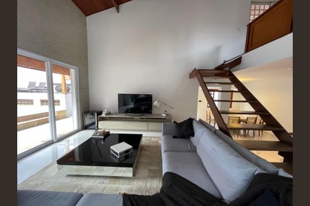 Casa à venda com 449m², 3 quartos e 4 vagas Casa à venda com 449m², 3 quartos e 4 vagasSala