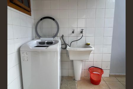 Casa à venda com 449m², 3 quartos e 4 vagas Casa à venda com 449m², 3 quartos e 4 vagasÁrea de Serviço