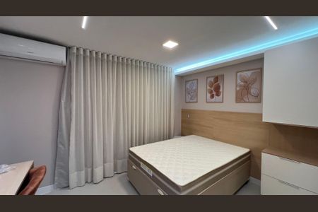 Studio à venda com 25m², 1 quarto e sem vaga Studio à venda com 25m², 1 quarto e sem vagaStudio