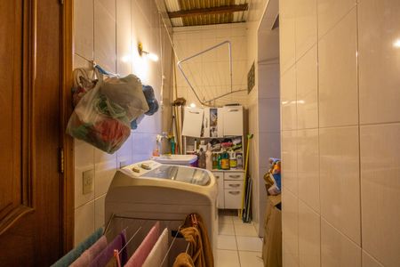 Apartamento à venda com 110m², 3 quartos e 1 vagaÁrea de Serviço