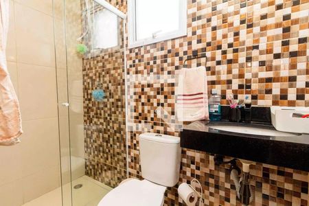 Casa à venda com 210m², 3 quartos e 2 vagasBanheiro da Suíte 1