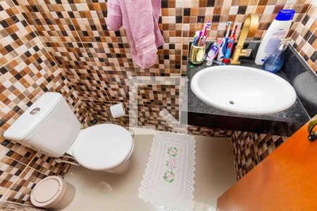 Casa à venda com 210m², 3 quartos e 2 vagasBanheiro Social