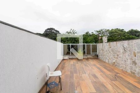 Casa à venda com 210m², 3 quartos e 2 vagasTerraço