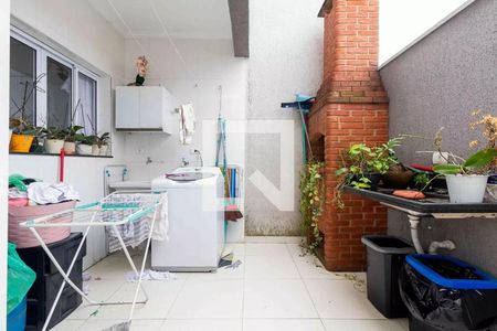 Casa à venda com 210m², 3 quartos e 2 vagasÁrea de Serviço