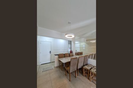 Apartamento para alugar com 76m², 2 quartos e 2 vagasSala