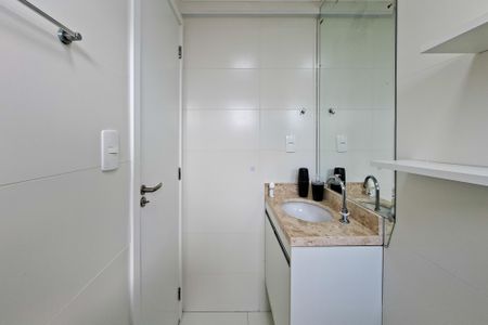 Apartamento para alugar com 76m², 2 quartos e 2 vagasBanheiro da Suíte