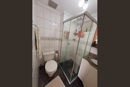 Apartamento à venda com 70m², 3 quartos e 1 vaga Apartamento à venda com 70m², 3 quartos e 1 vagaBanheiro
