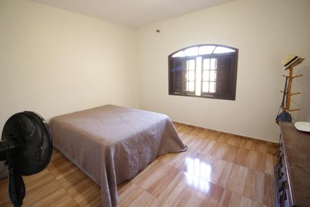 Casa à venda com 156m², 3 quartos e 1 vagaQuarto 2