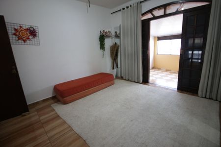 Casa à venda com 156m², 3 quartos e 1 vagaQuarto 1