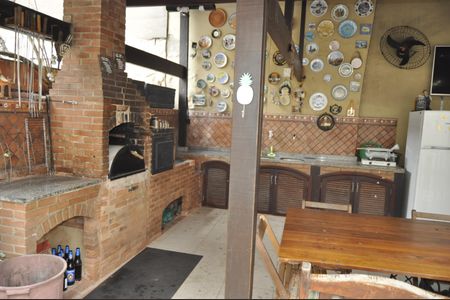 Casa à venda com 206m², 4 quartos e 4 vagasÁrea Gourmet