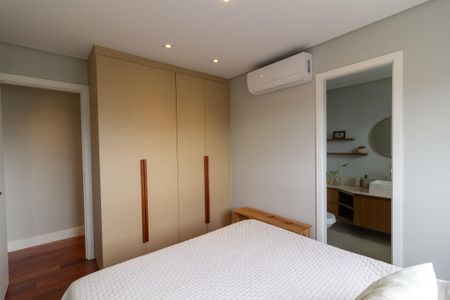 Apartamento à venda com 223m², 4 quartos e 4 vagasQuarto 3 - Suíte 3