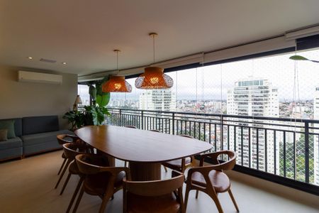 Apartamento à venda com 223m², 4 quartos e 4 vagasSala de Jantar