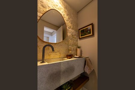 Apartamento à venda com 223m², 4 quartos e 4 vagasLavabo