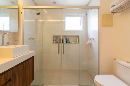 Apartamento à venda com 223m², 4 quartos e 4 vagasBanheiro da Suíte 1