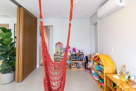 Apartamento à venda com 223m², 4 quartos e 4 vagasQuarto 4 - Suíte 4