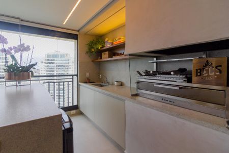 Apartamento à venda com 223m², 4 quartos e 4 vagasVaranda Gourmet