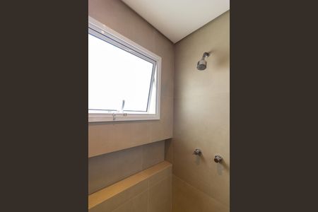 Apartamento à venda com 223m², 4 quartos e 4 vagasBanheiro da Suíte 2