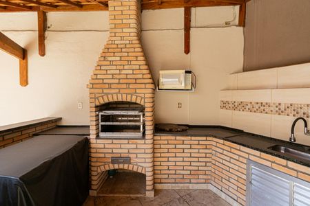 Casa de condomínio à venda com 71m², 2 quartos e 1 vagaÁrea Comum - Churrasqueira