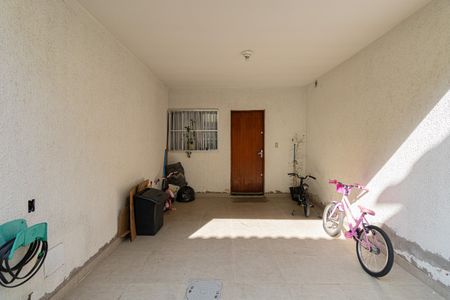 Casa de condomínio à venda com 71m², 2 quartos e 1 vagaGaragem
