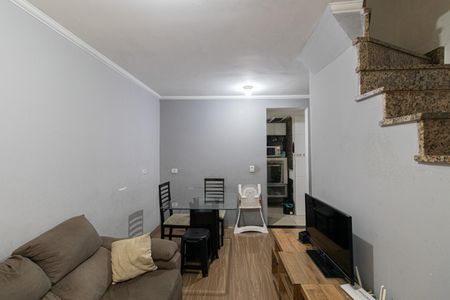 Casa de condomínio à venda com 71m², 2 quartos e 1 vagaSala