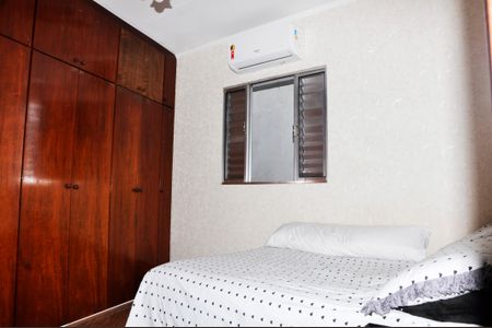 Casa à venda com 140m², 3 quartos e 1 vagaSuíte