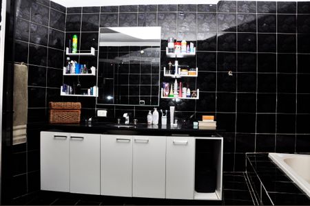 Casa à venda com 140m², 3 quartos e 1 vagaBanheiro da Suíte 