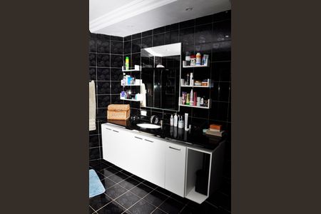 Casa à venda com 140m², 3 quartos e 1 vagaBanheiro da Suíte 