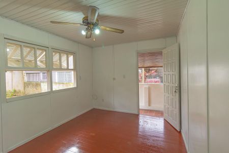 Casa à venda com 70m², 3 quartos e 2 vagas Casa à venda com 70m², 3 quartos e 2 vagasSala