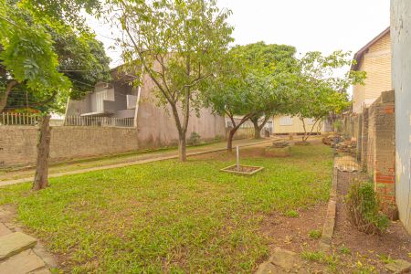 Casa à venda com 70m², 3 quartos e 2 vagas Casa à venda com 70m², 3 quartos e 2 vagasQuintal