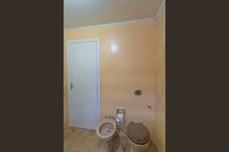 Casa à venda com 70m², 3 quartos e 2 vagas Casa à venda com 70m², 3 quartos e 2 vagasBanheiro Social