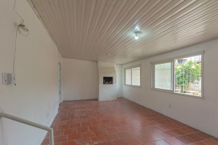 Casa à venda com 70m², 3 quartos e 2 vagas Casa à venda com 70m², 3 quartos e 2 vagasÁrea Externa