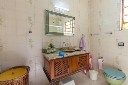 Casa para alugar com 114m², 2 quartos e 2 vagasBanheiro