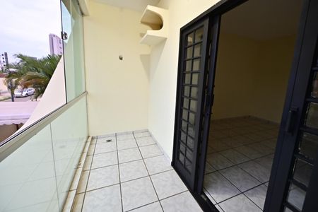 Casa para alugar com 254m², 4 quartos e 4 vagasSacada Suíte 2