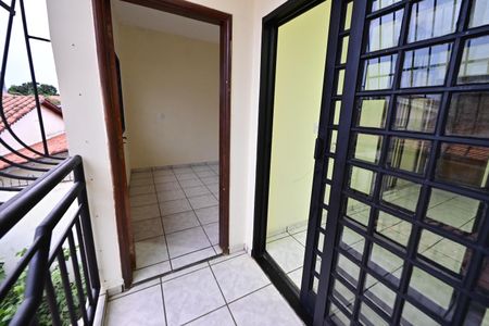 Casa para alugar com 254m², 4 quartos e 4 vagasSacada Quartos