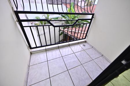 Casa para alugar com 254m², 4 quartos e 4 vagasSacada Suíte 1
