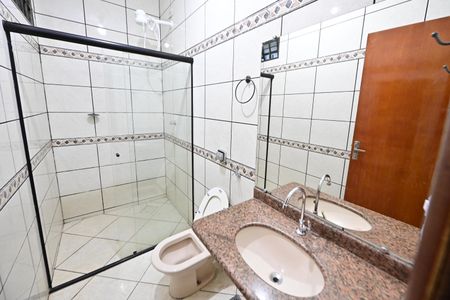 Casa para alugar com 254m², 4 quartos e 4 vagasBanheiro da Suíte 3