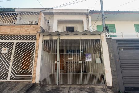 Casa à venda com 108m², 3 quartos e 1 vaga Casa à venda com 108m², 3 quartos e 1 vagaFachada