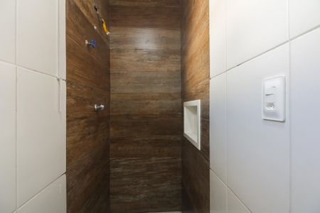 Casa à venda com 108m², 3 quartos e 1 vaga Casa à venda com 108m², 3 quartos e 1 vagaBanheiro Social