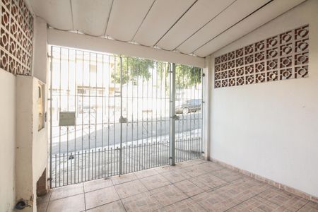 Casa à venda com 108m², 3 quartos e 1 vaga Casa à venda com 108m², 3 quartos e 1 vagaGaragem