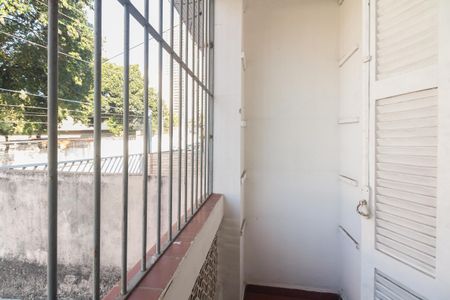 Casa à venda com 108m², 3 quartos e 1 vaga Casa à venda com 108m², 3 quartos e 1 vagaVaranda do quarto 1