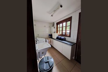 Casa de condomínio para alugar com 175m², 4 quartos e 4 vagas Casa de condomínio para alugar com 175m², 4 quartos e 4 vagasÁrea de Serviço