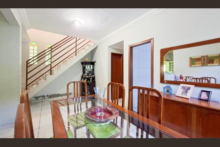 Casa à venda com 260m², 4 quartos e 2 vagasSala de Jantar